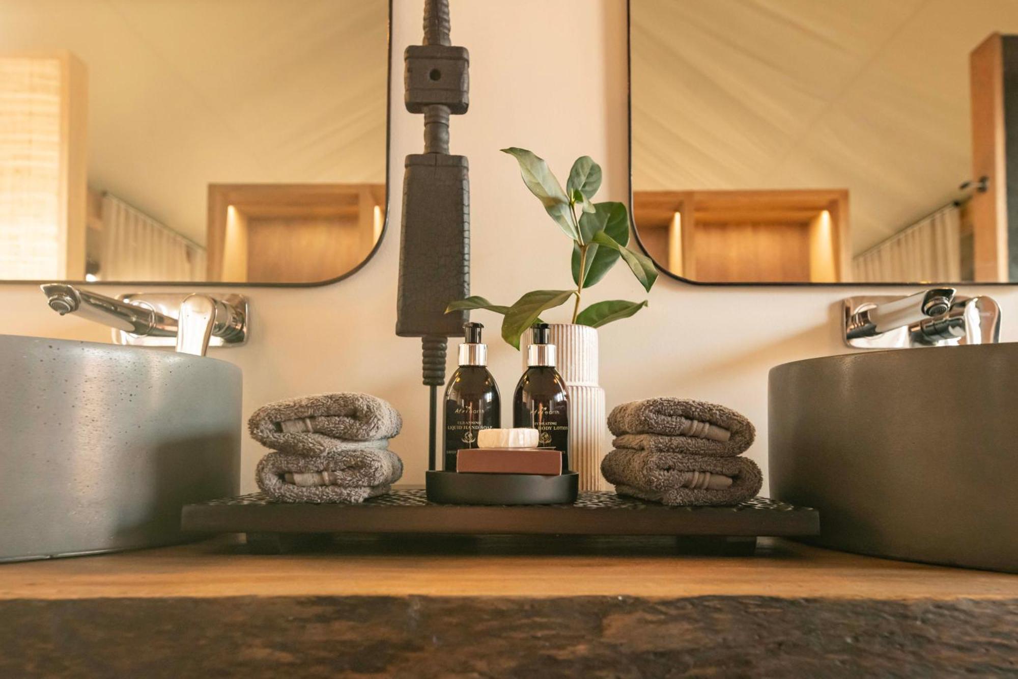 Mavela Game Lodge Mkuze Eksteriør billede
